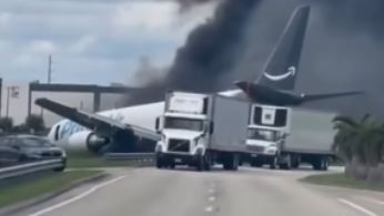 Las autoridades de la FAA y la NTSB iniciaron la investigación correspondiente para determinar las causas del hecho.