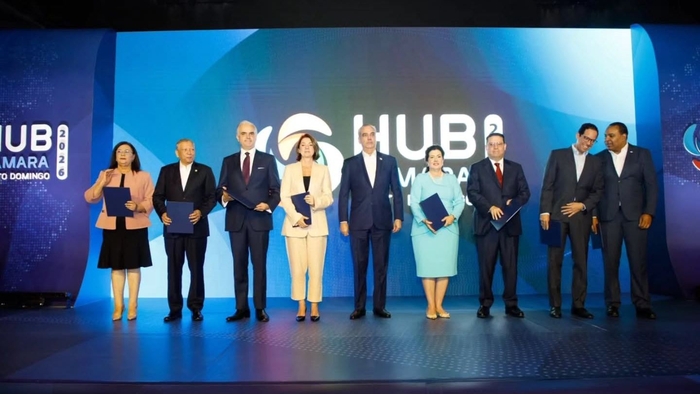 l presidente de la República, Luis Abinader, encabezó el lanzamiento oficial del programa "AWS Entrena República Dominicana