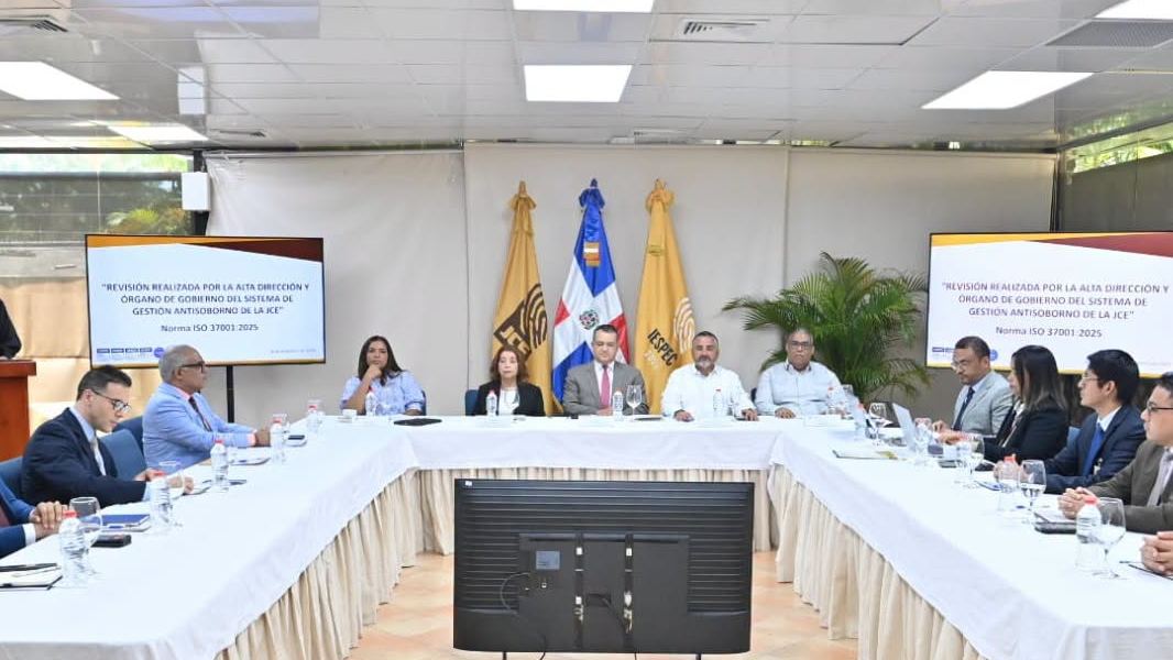 El Pleno de la Junta Central Electoral (JCE) sostuvo una reunión de trabajo sobre el Sistema de Gestión Antisoborno (SGAS).