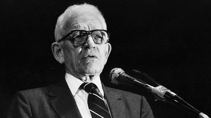 La Fuerza del Pueblo invita a un encuentro conmemorativo para recordar la vida y obra de Juan Bosch.