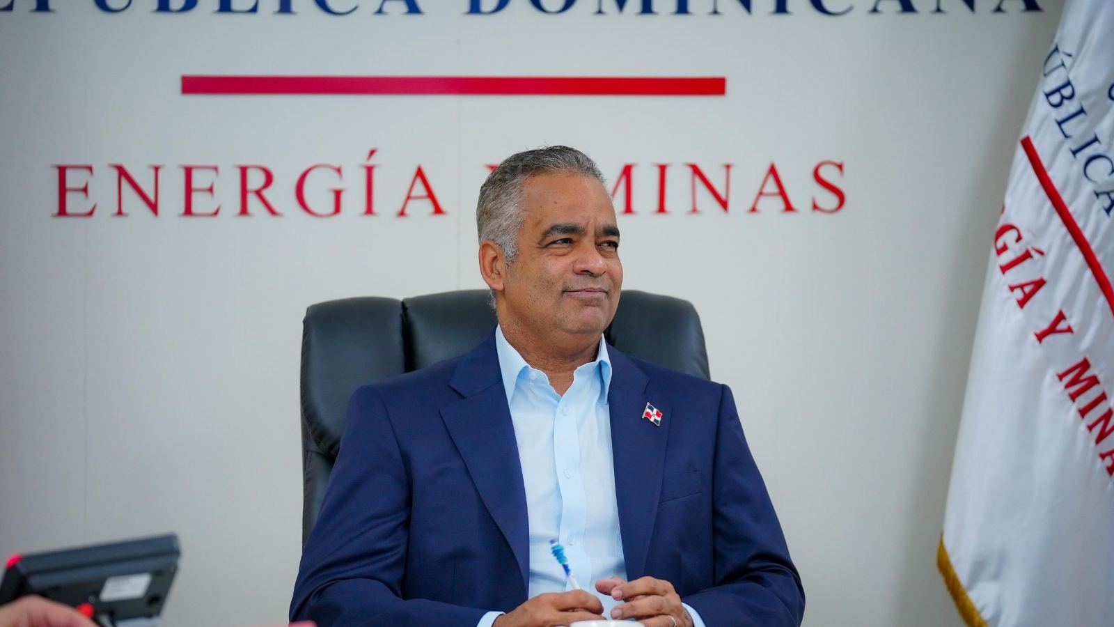 El ministro Joel Santos clausuró la XI Semana de la Energía, organizada por OLADE en el hotel El Embajador de Santo Domingo, con delegaciones de 27 países y más de diez ministros.