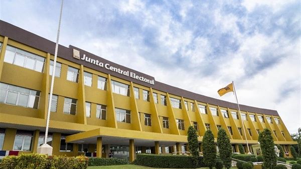 La JCE renueva la cédula en Acrópolis Center del 19 de octubre al 19 de noviembre de 2026, sin cita y sin importar el mes de cumpleaños del solicitante.