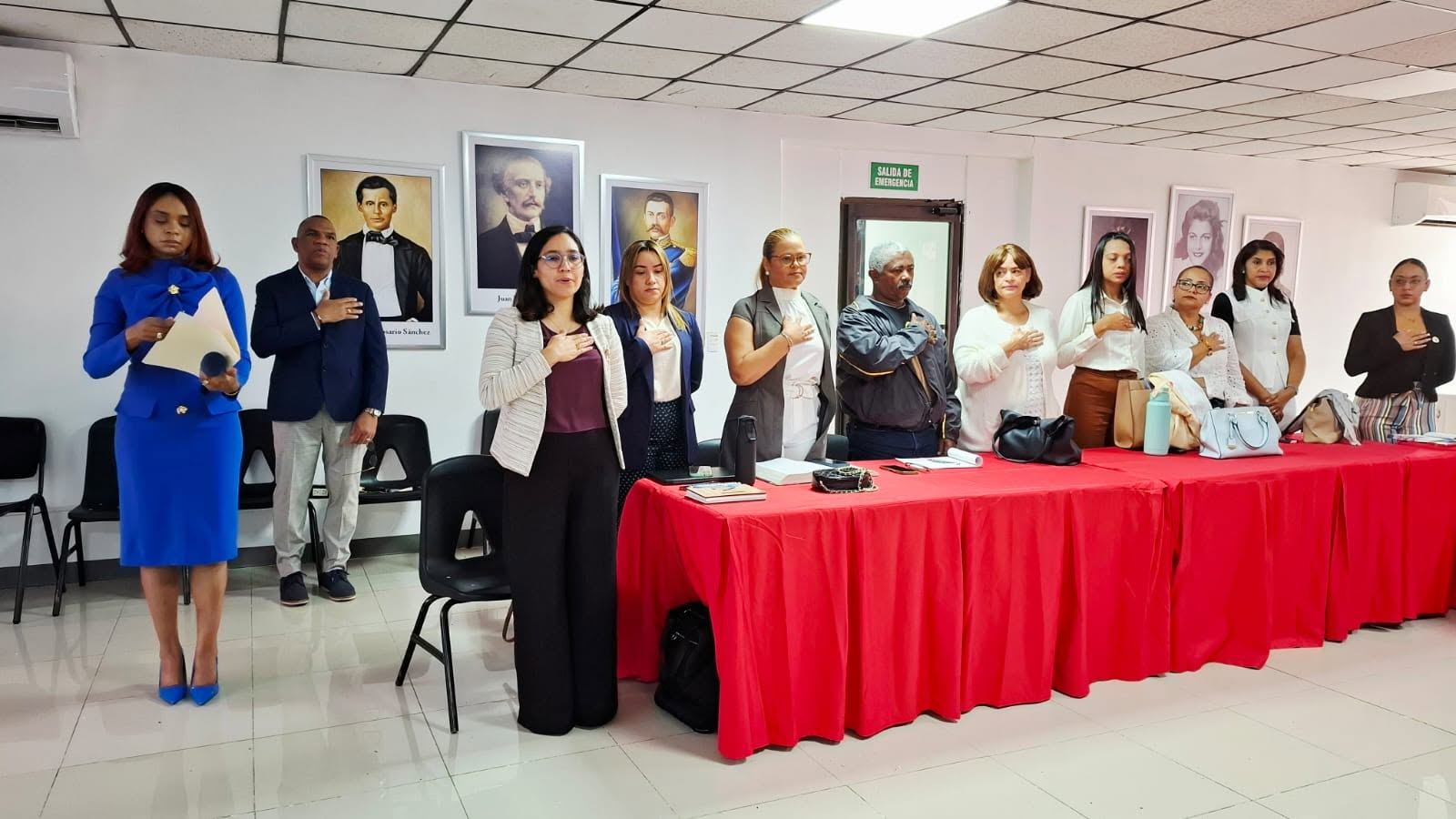 La Unidad de Orientación y Psicología de la Regional 08 realizó un encuentro con psicólogas coordinadoras distritales y directores de distritos para socializar los lineamientos de la nueva gestión.
